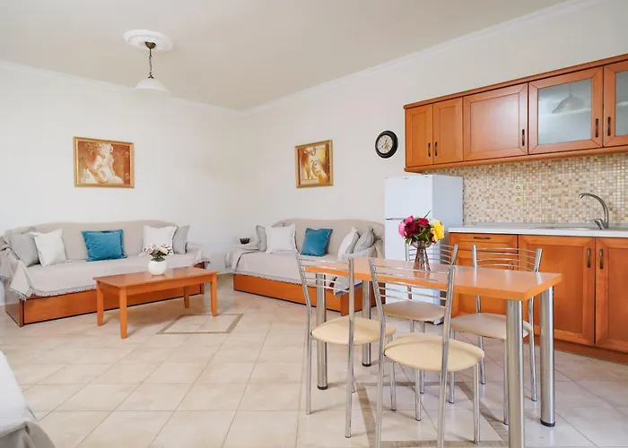 εsperides Golden * Skala Potamia (Thasos)