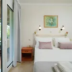 εsperides Golden * 스칼라 포타미아스