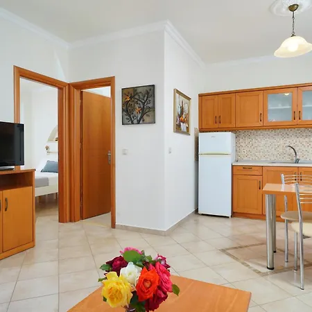 Апартамент Esperides Apartments Golden Beach Скала Потамияс