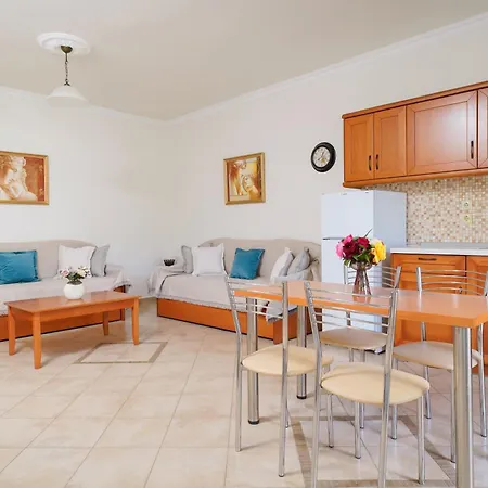Esperides Apartments Golden Beach * Скала Потамияс
