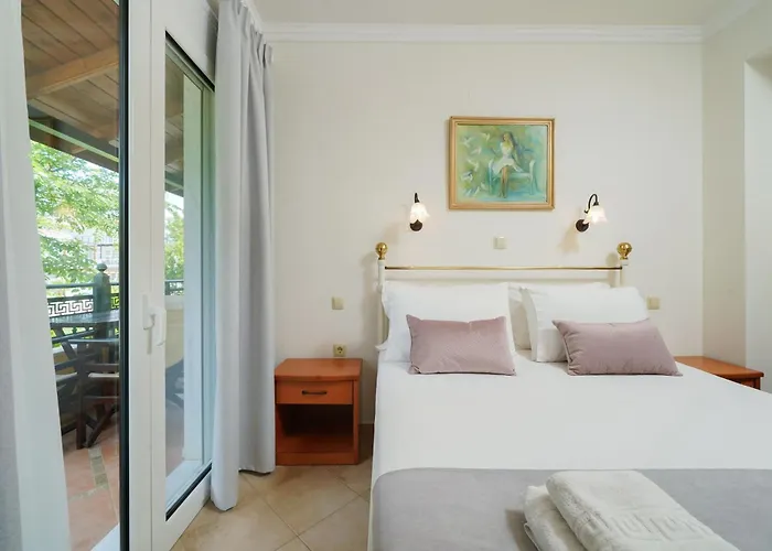 εsperides Golden * 스칼라 포타미아스